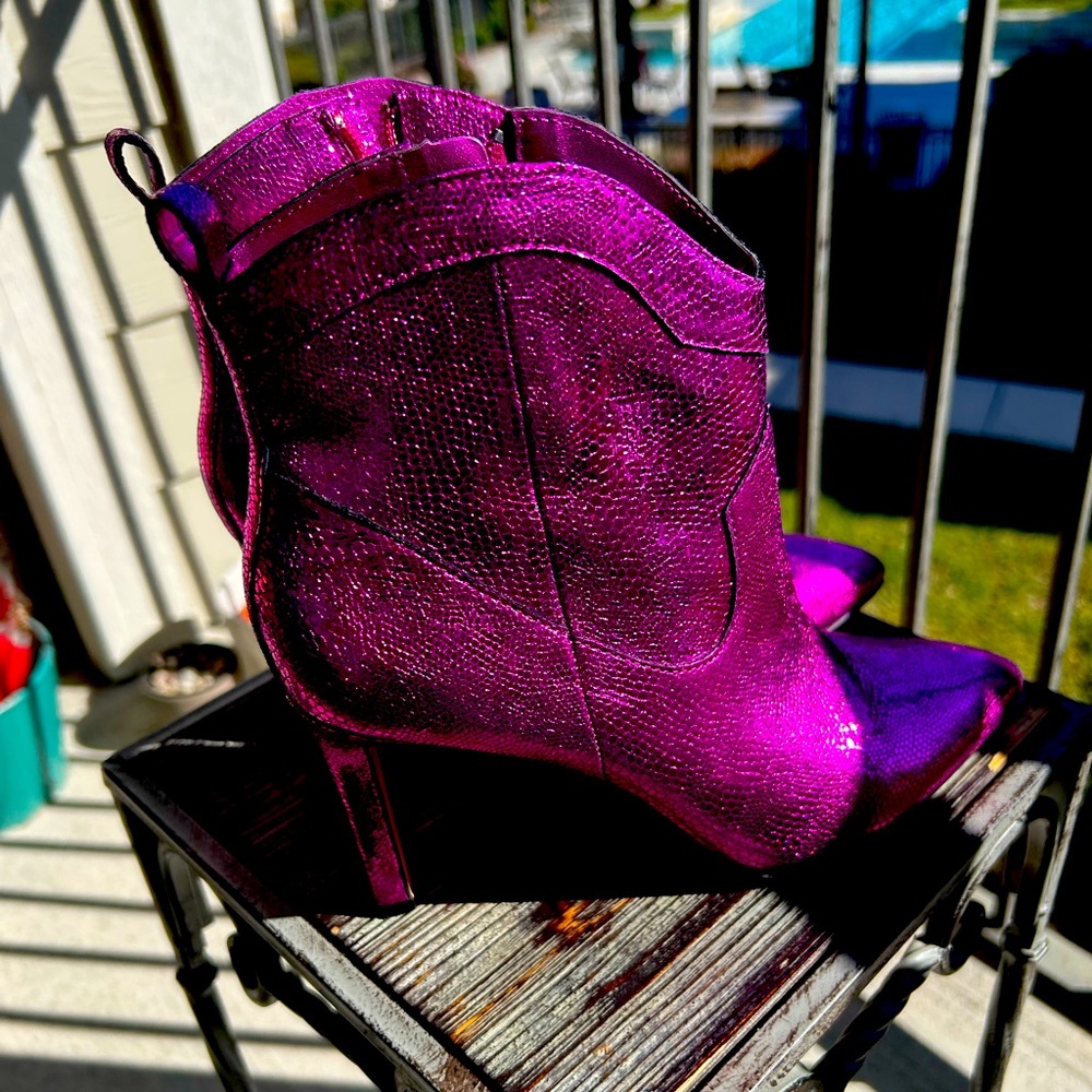 GIANNI BINI Pink Metallic Boots 6.5